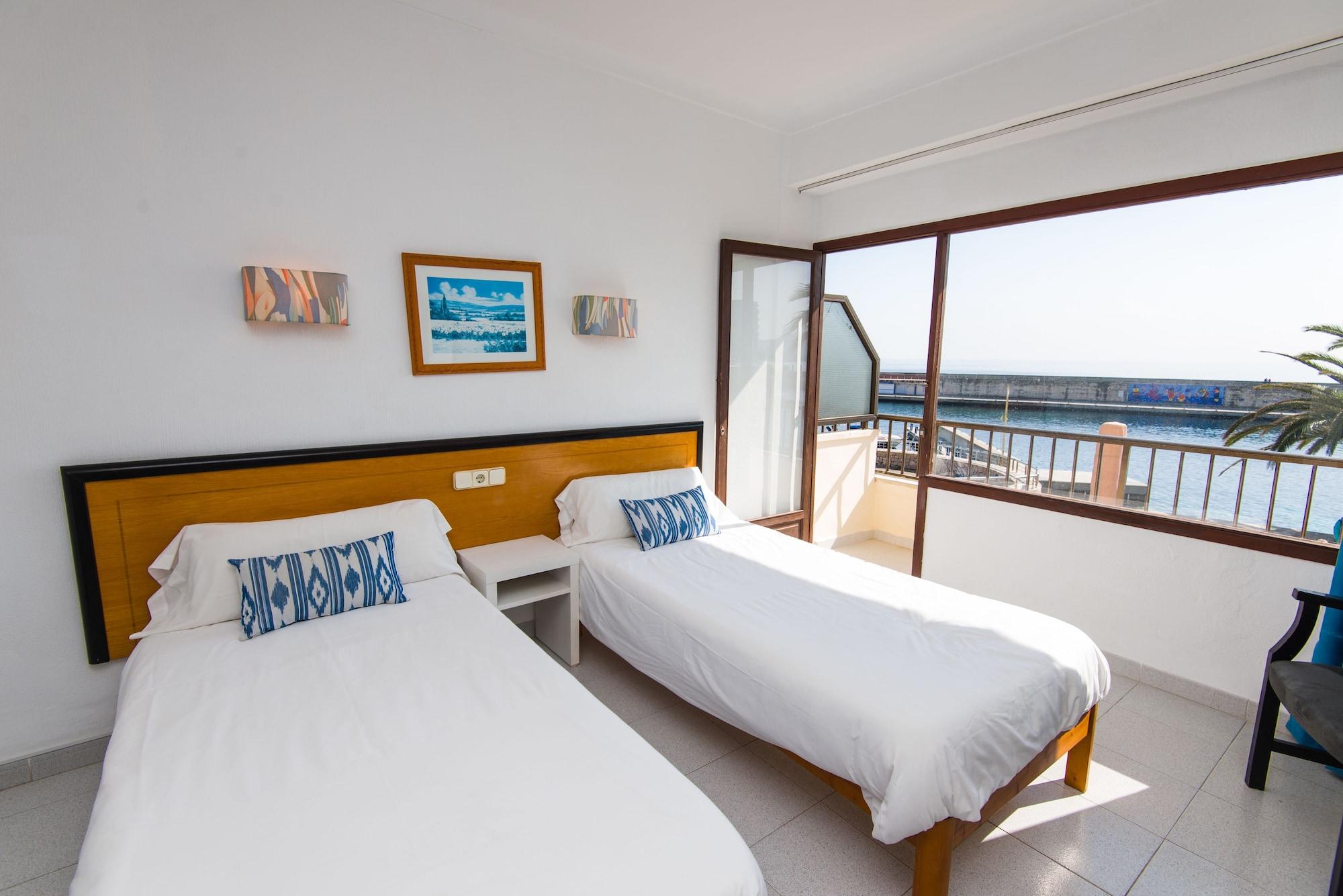 Hostal Port Corona Cala Ratjada  Exterior foto
